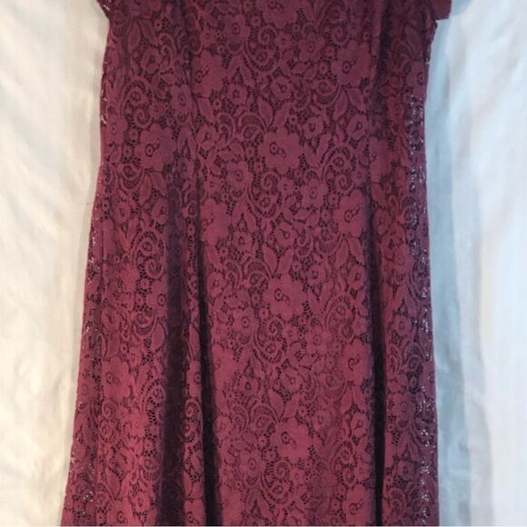 RN Studio by Ronni Nicole Dress Fit & Flare Lace Overlay Cap Sleeves 14 - Picture 2 of 7